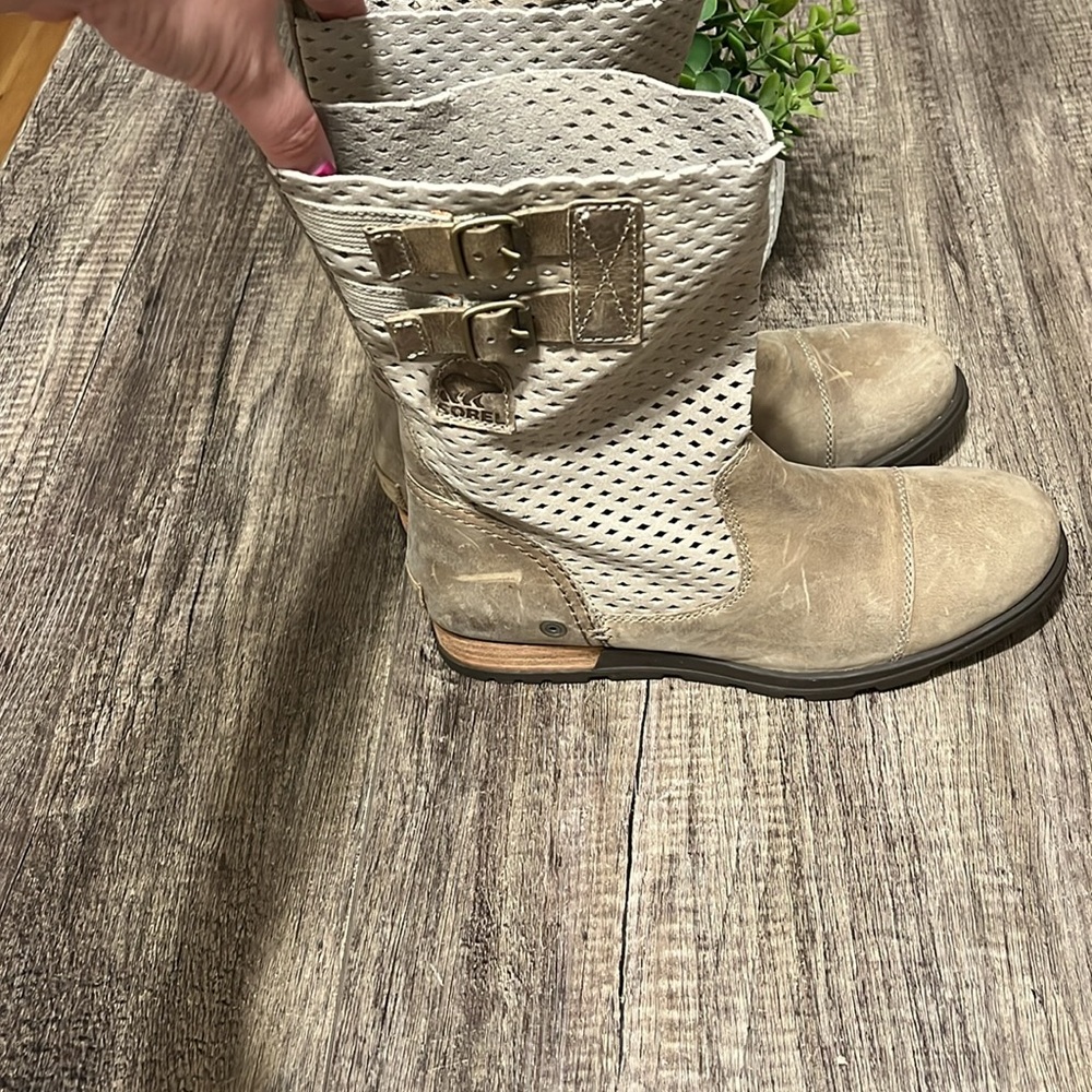 Sorel pull on boot - Picture 13 of 15